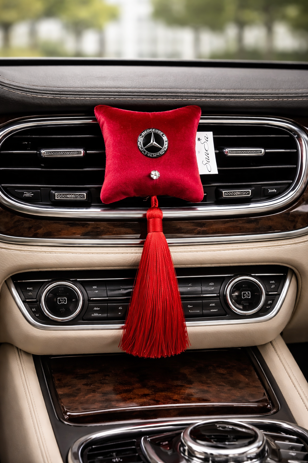 Kvapas luxury automobilio markė - Image 25