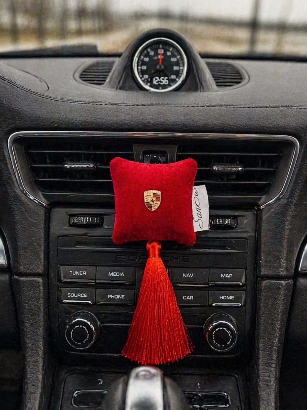 Kvapas luxury automobilio markė - Image 12