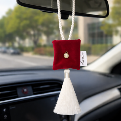 Luxury automobilio kvapas su raide N