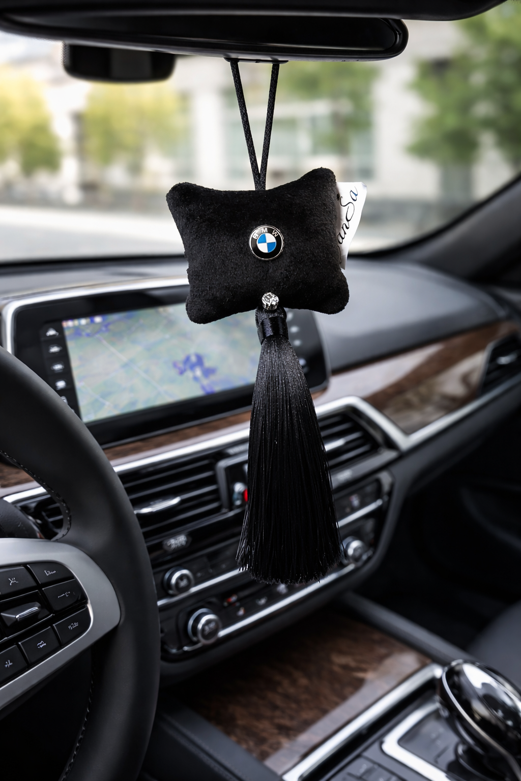 Kvapas luxury automobilio markė